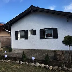 Evi's Seehäusl Apartment